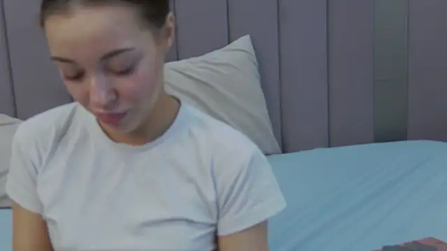 ZoeyNeal online show from 03-30-26, 02:07