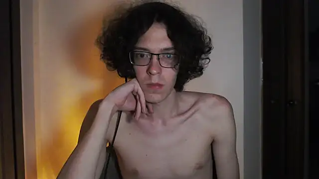 LovesomeCookie online show from 04-24-26, 06:21