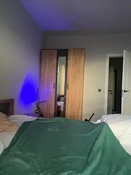 tammy gun online show from 10-09-25, 02:26