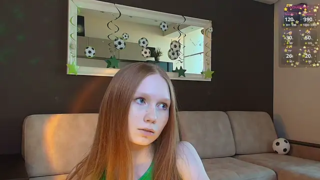 Snapshot of FoxyMira chatting on 06-21-26, 04:20 FoxyMira online show from 06-21-26, 04:20