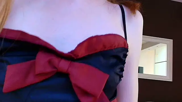 Snapshot of FoxyMira chatting on 07-28-26, 02:13 FoxyMira online show from 07-28-26, 02:13