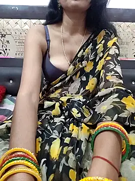 Snapshot of Yourhotsweetgirl chatting on 10-31-25, 05:52 Yourhotsweetgirl online show from 10-31-25, 05:52