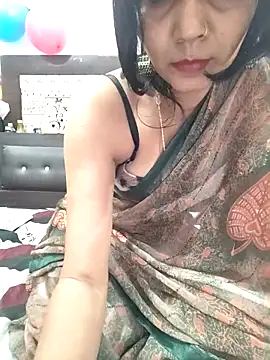 Snapshot of Yourhotsweetgirl chatting on 11-15-25, 08:27 Yourhotsweetgirl online show from 11-15-25, 08:27