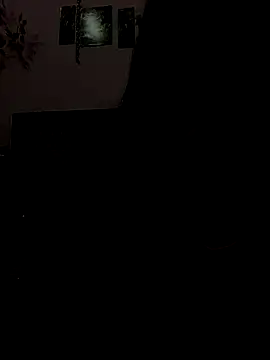 Yourhotsweetgirl online show from 12-18-25, 03:45