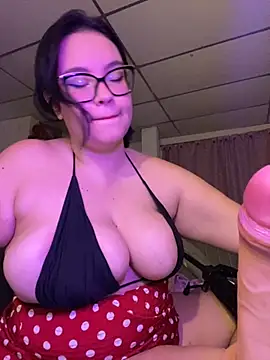 Emily Taylor2 online show from 10-02-25, 01:56