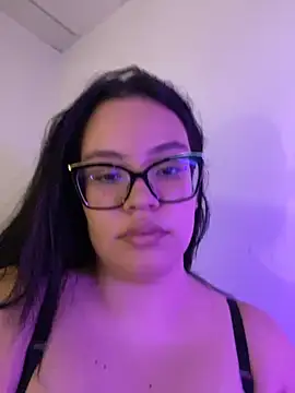 Emily Taylor2 online show from 10-22-25, 02:23