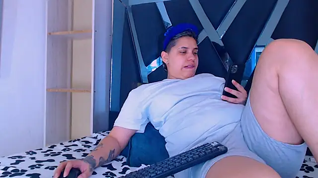 karla sexy21 online show from 10-16-25, 04:24