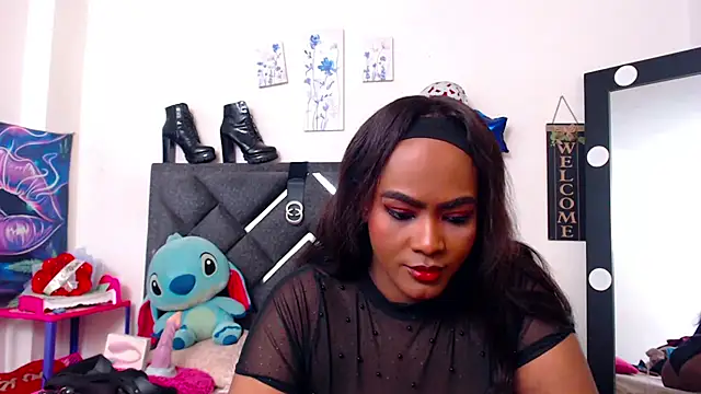 Snapshot of NatashaBella chatting on 11-29-25, 07:50 NatashaBella online show from 11-29-25, 07:50