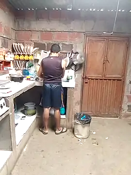 Snapshot of miroqui143 chatting on 09-20-25, 01:01 miroqui143 online show from 09-20-25, 01:01