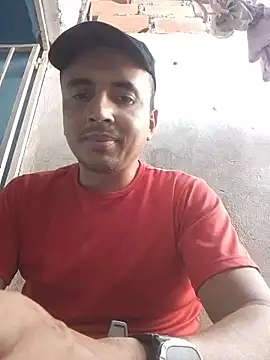 Snapshot of miroqui143 chatting on 10-11-25, 06:28 miroqui143 online show from 10-11-25, 06:28