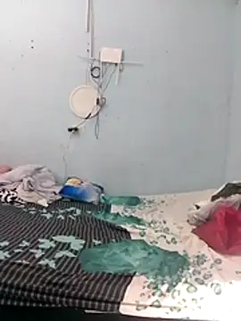 Snapshot of miroqui143 chatting on 11-02-25, 11:40 miroqui143 online show from 11-02-25, 11:40