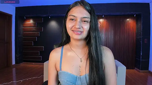 AidaJones online show from 09-30-25, 11:48