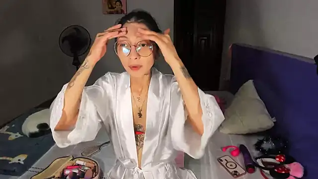 Anais lux online show from 03-20-26, 11:53