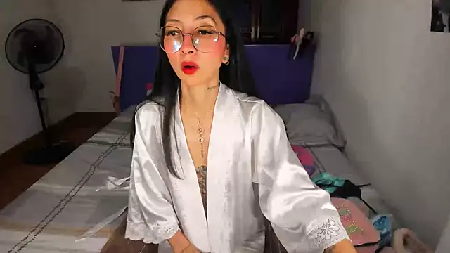 Anais lux online show from 05-16-26, 12:40
