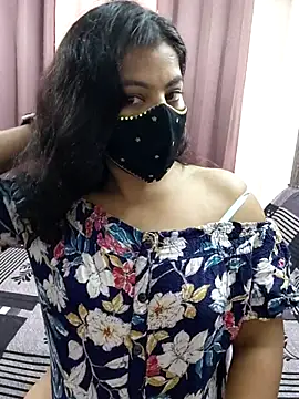 Snapshot of Aavya_007 chatting on 09-10-25, 03:06 Aavya 007 online show from 09-10-25, 03:06