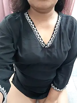 Snapshot of Aavya_007 chatting on 09-25-25, 05:55 Aavya 007 online show from 09-25-25, 05:55