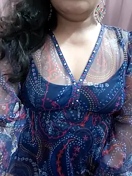 Snapshot of Aavya_007 chatting on 10-23-25, 10:14 Aavya 007 online show from 10-23-25, 10:14