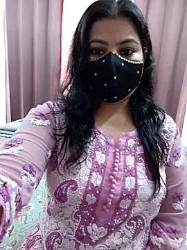 Snapshot of Aavya_007 chatting on 10-24-25, 04:20 Aavya 007 online show from 10-24-25, 04:20