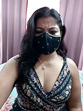 Snapshot of Aavya_007 chatting on 10-27-25, 04:16 Aavya 007 online show from 10-27-25, 04:16