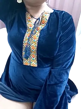 Snapshot of Aavya_007 chatting on 11-08-25, 03:56 Aavya 007 online show from 11-08-25, 03:56