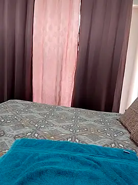 Snapshot of Aavya_007 chatting on 11-10-25, 04:00 Aavya 007 online show from 11-10-25, 04:00