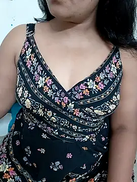 Snapshot of Aavya_007 chatting on 11-12-25, 05:35 Aavya 007 online show from 11-12-25, 05:35