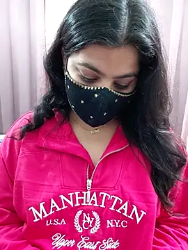 Snapshot of Aavya_007 chatting on 12-20-25, 10:22 Aavya 007 online show from 12-20-25, 10:22