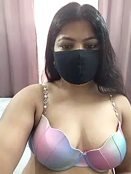 Snapshot of Aavya_007 chatting on 04-02-26, 03:04 Aavya 007 online show from 04-02-26, 03:04