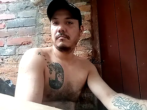 Snapshot of Ridick2025 chatting on 10-16-25, 07:15 Ridick2025 online show from 10-16-25, 07:15