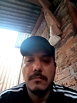 Snapshot of Ridick2025 chatting on 10-25-25, 08:14 Ridick2025 online show from 10-25-25, 08:14