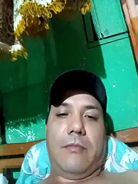 Snapshot of Ridick2025 chatting on 11-16-25, 05:24 Ridick2025 online show from 11-16-25, 05:24