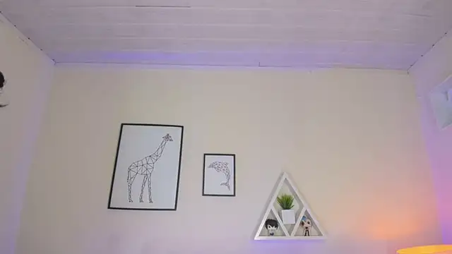 LusyKitty online show from 11-05-25, 04:18