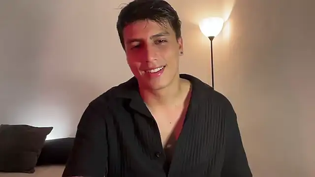 Snapshot of ErosVale chatting on 07-10-26, 03:00 ErosVale online show from 07-10-26, 03:00