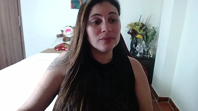 Secret Bella online show from 09-25-25, 12:09