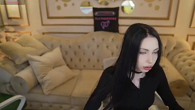 Snapshot of VivianSweet_ chatting on 04-29-26, 11:14 VivianSweet online show from 04-29-26, 11:14