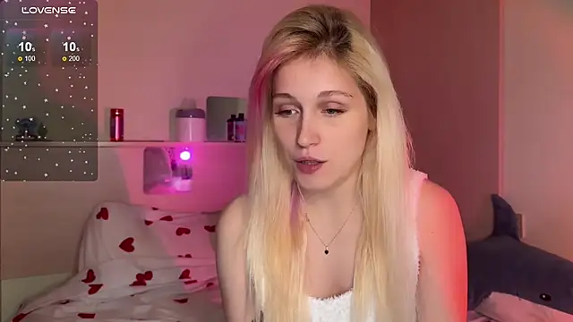  Annabel Myr  online show from 10-06-25, 11:07