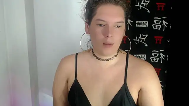 samanthaa hot  online show from 05-07-26, 07:30