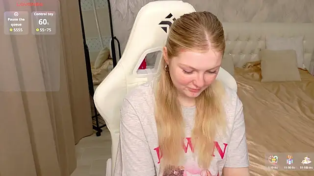 AmeliaDiamond online show from 04-04-26, 12:31