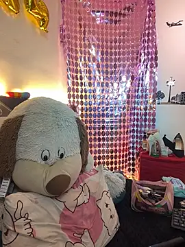 Snapshot of Nicol_V chatting on 11-14-25, 04:22 Nicol V online show from 11-14-25, 04:22