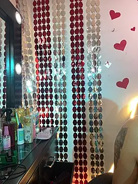 Snapshot of Nicol_V chatting on 02-17-26, 04:53 Nicol V online show from 02-17-26, 04:53