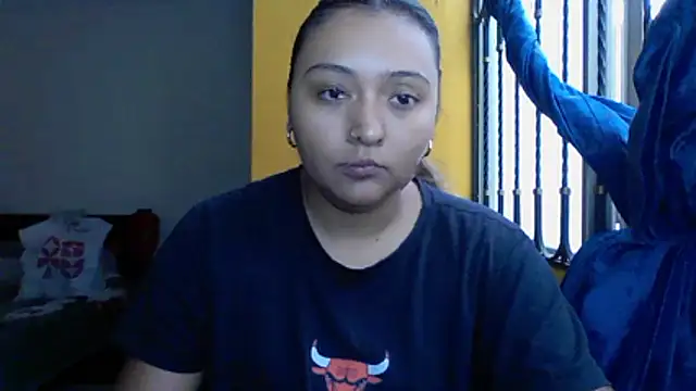 Snapshot of ALANA_150 chatting on 04-09-26, 01:49 ALANA 150 online show from 04-09-26, 01:49