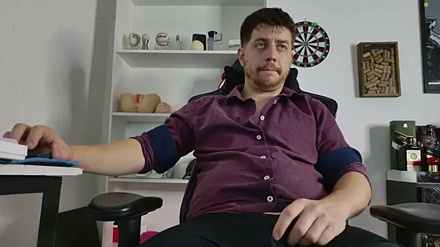 Snapshot of aaron_nvk chatting on 01-11-26, 01:54 aaron nvk online show from 01-11-26, 01:54