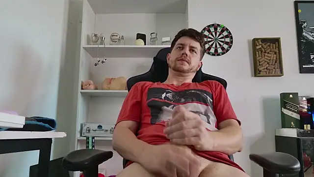 Snapshot of aaron_nvk chatting on 02-06-26, 04:43 aaron nvk online show from 02-06-26, 04:43