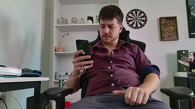 Snapshot of aaron_nvk chatting on 02-08-26, 08:23 aaron nvk online show from 02-08-26, 08:23