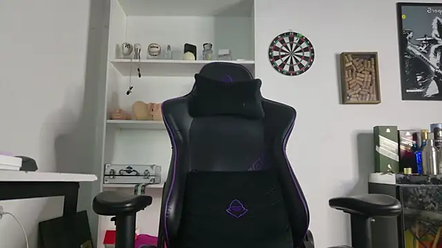 Snapshot of aaron_nvk chatting on 03-01-26, 05:31 aaron nvk online show from 03-01-26, 05:31