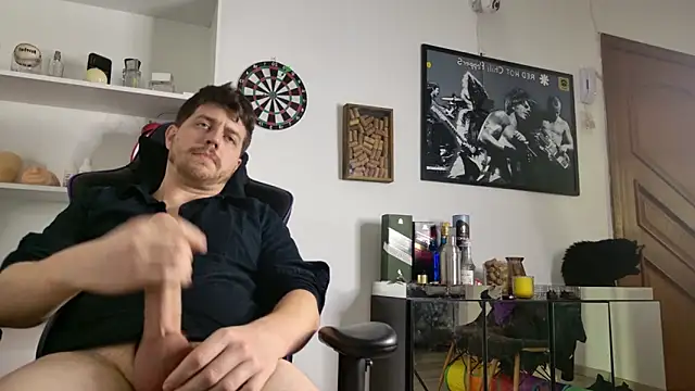 Snapshot of aaron_nvk chatting on 03-01-26, 09:28 aaron nvk online show from 03-01-26, 09:28