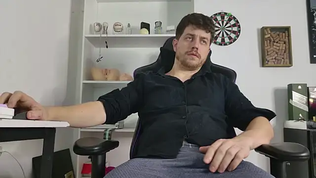 Snapshot of aaron_nvk chatting on 03-03-26, 04:18 aaron nvk online show from 03-03-26, 04:18