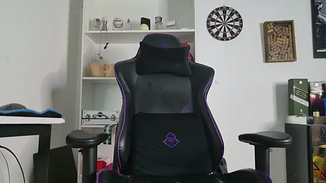 Snapshot of aaron_nvk chatting on 03-14-26, 03:45 aaron nvk online show from 03-14-26, 03:45