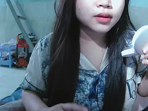 Snapshot of Lily3322 chatting on 03-18-26, 06:44 Lily3322 online show from 03-18-26, 06:44