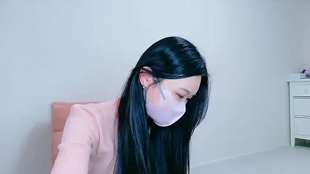 ramuchan desu online show from 11-06-25, 02:23